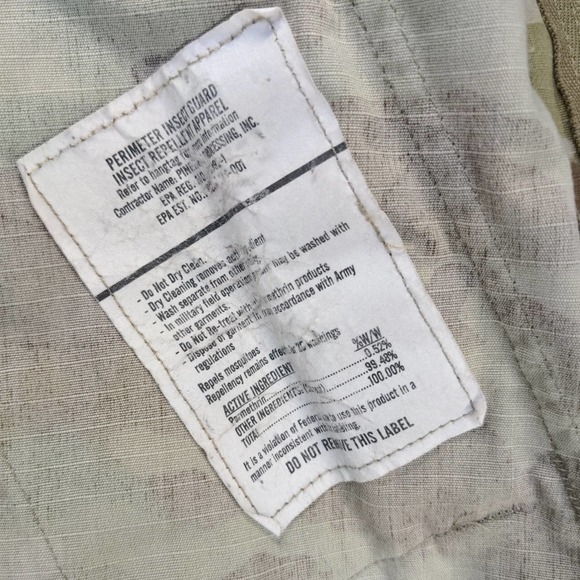U.S. Military Insect Guard Camo Shirt Green Tan Size Small Long Pockets - Picture 13 of 13